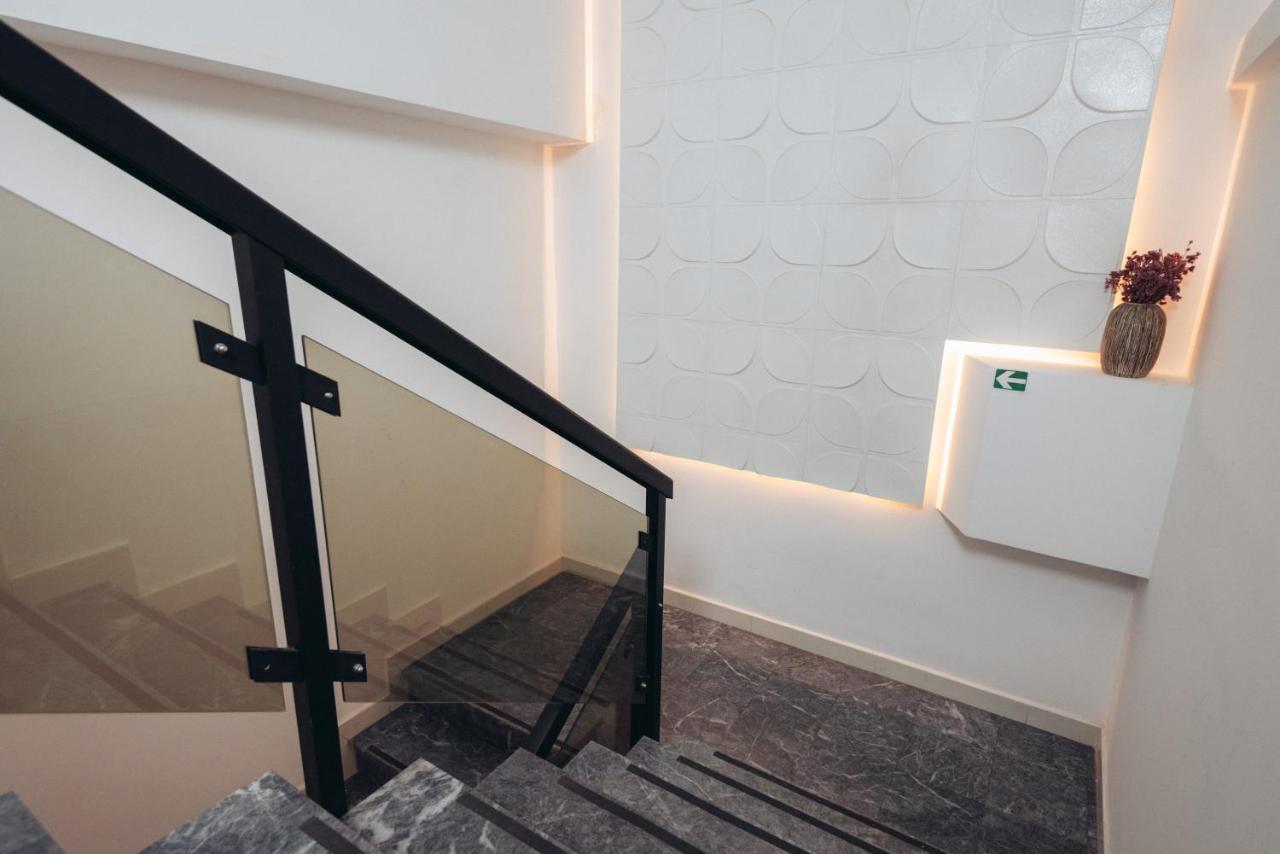 Hotel Passport ベオグラード エクステリア 写真