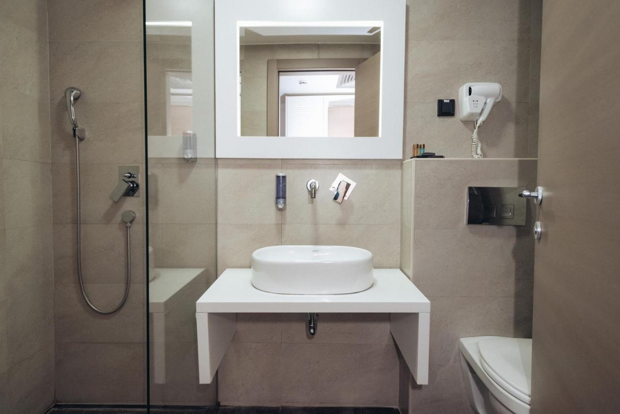 Hotel Passport ベオグラード エクステリア 写真