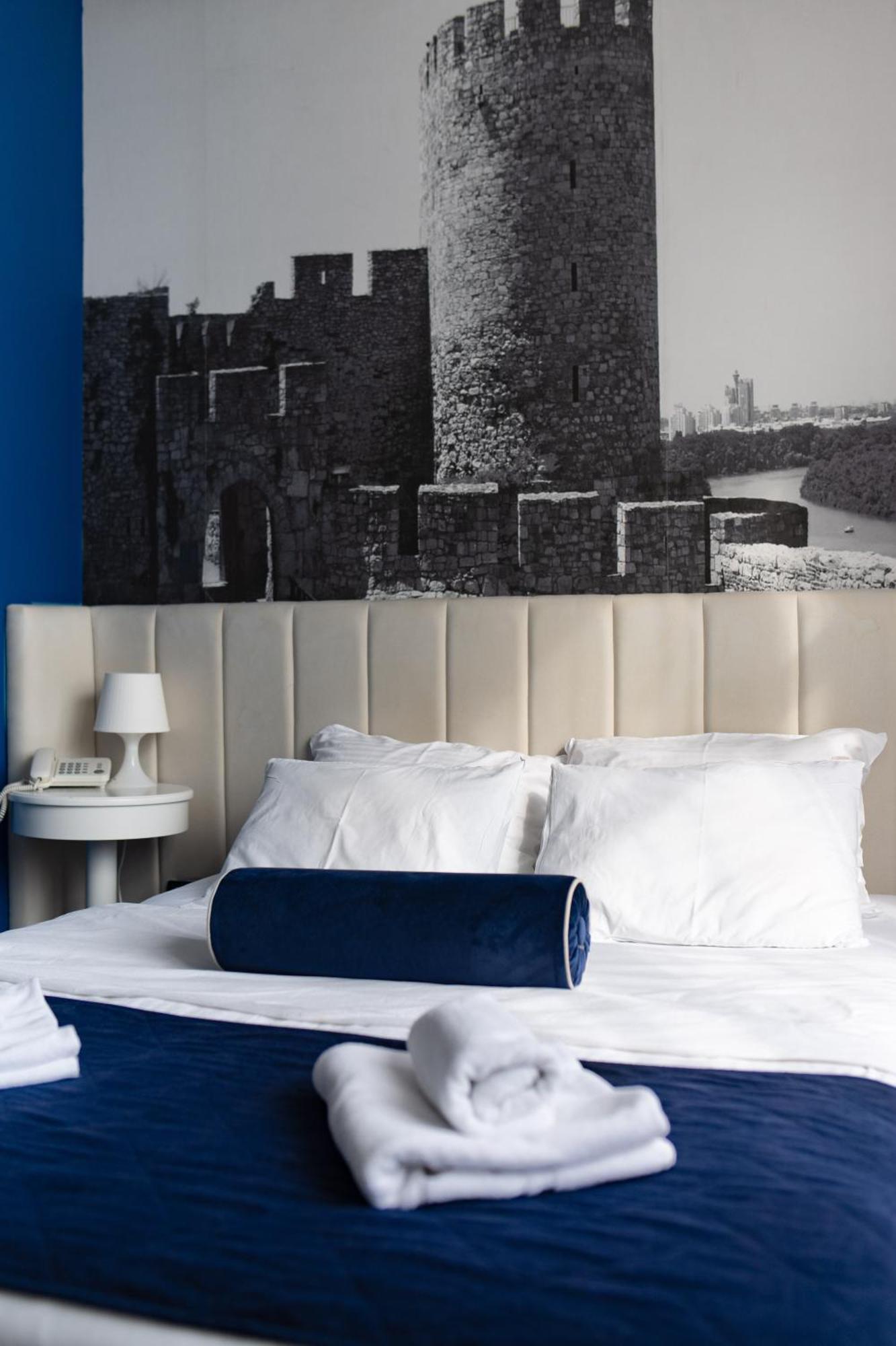Hotel Passport ベオグラード エクステリア 写真